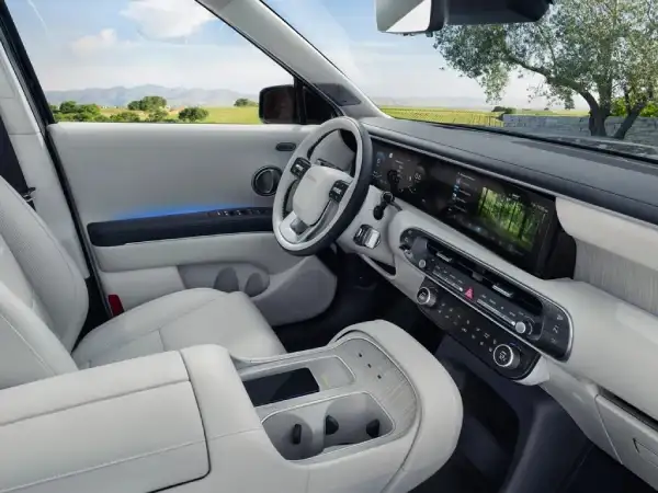 2027 Hyundai Palisade digital gauge cluster and touchscreen dashboard