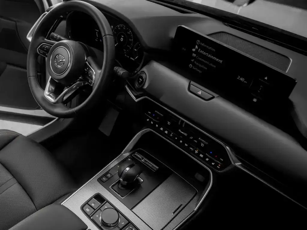 2026 Mazda CX-70 Plug-In Hybrid Dashboard