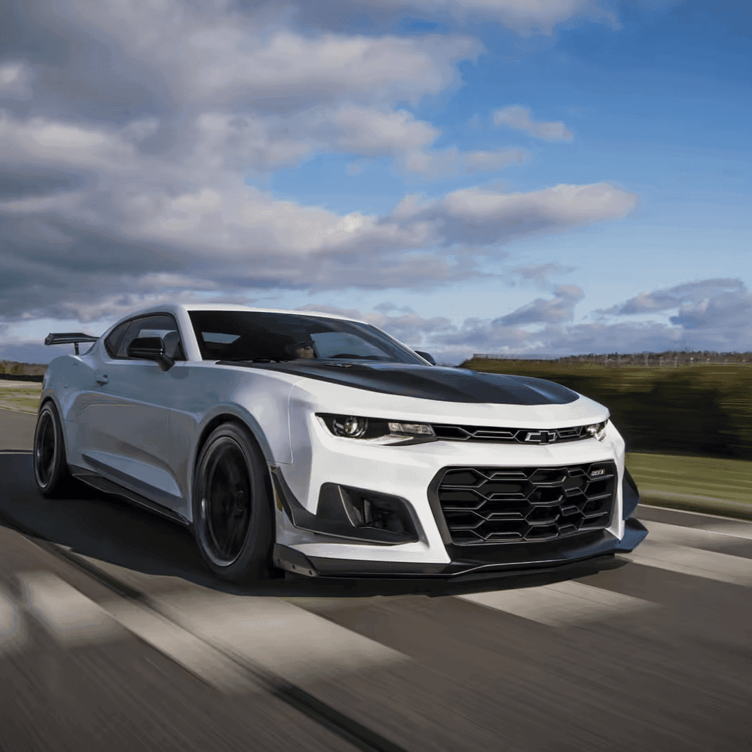 used Chevrolet dealers near me Whiteland, Indiana - white Chevy Camaro