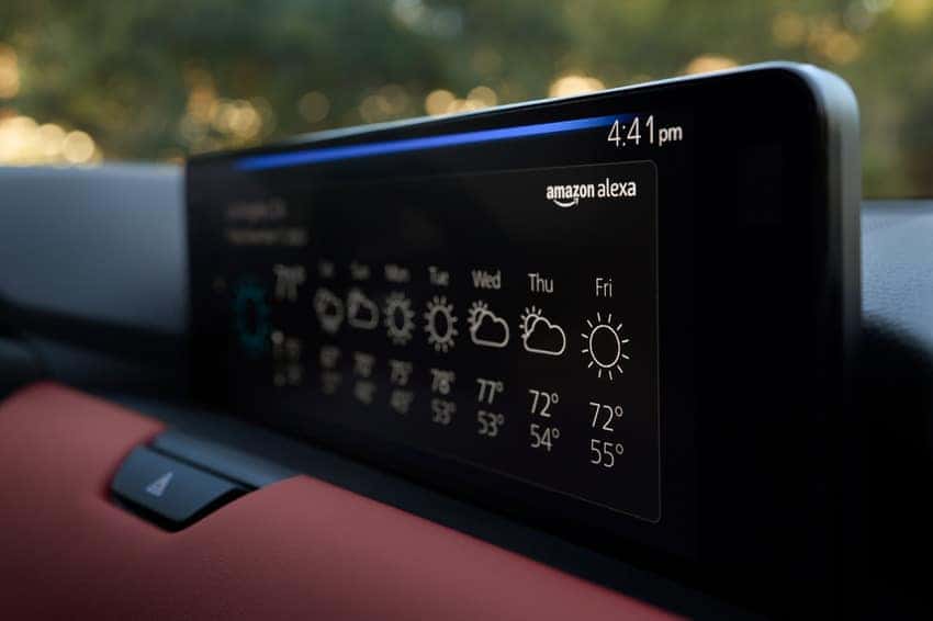 the infotainment system on the 2025 Mazda CX-70