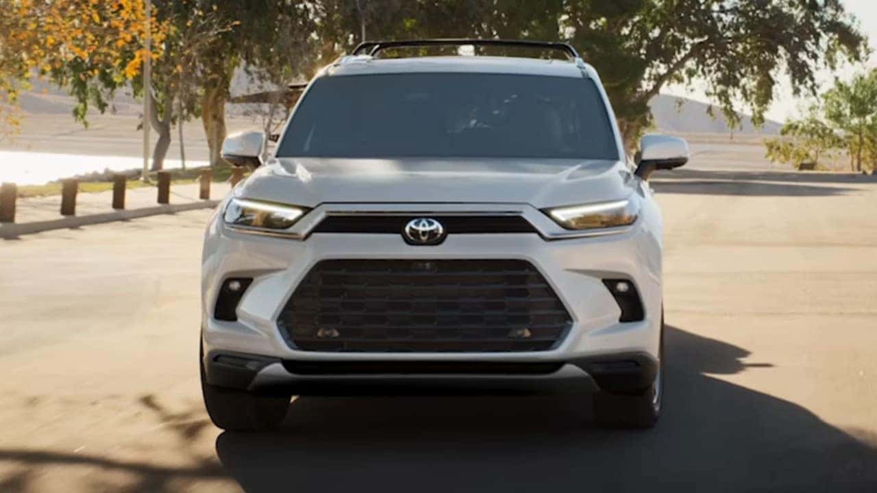 2026 Toyota Highlander Hero Image