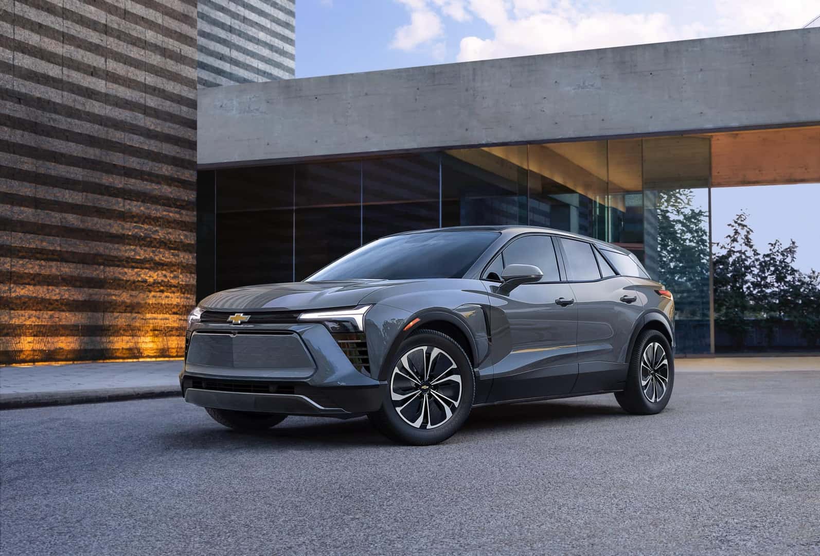2025 Chevrolet Blazer EV driver side