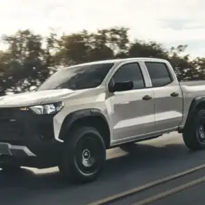 2026 Chevrolet Colorado Trail Boss White Sands in motion