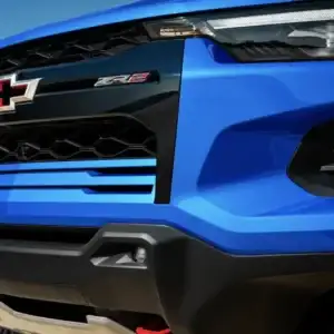 2026 Chevrolet Colorado ZR2 Reef Blue Metallic grille
