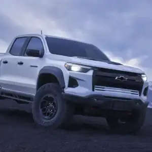 2026 Chevrolet Colorado ZR2 Summit White in the mountains