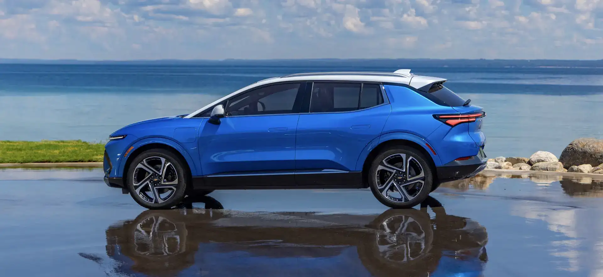 2026 Chevrolet Equinox EV LT2 Riptide Blue Metallic with Summit White roof