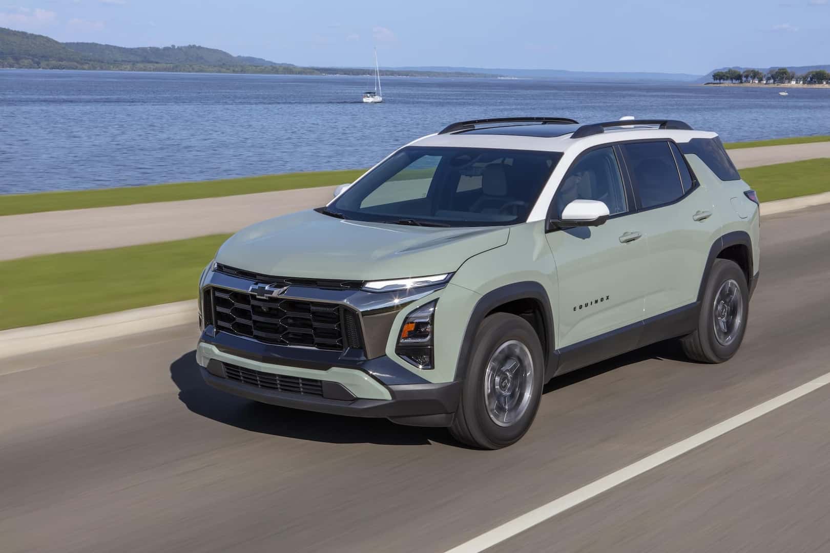 2026 Chevrolet Equinox Front Profile View