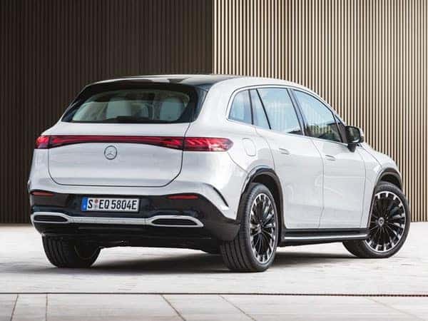 2023 EQS 450+ SUV Rear Quarter Angle