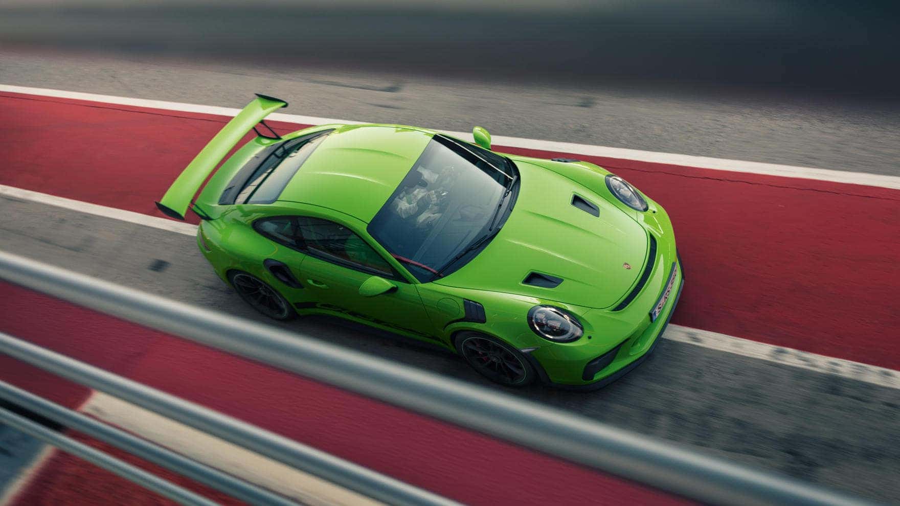 911 GT3 RS on the track