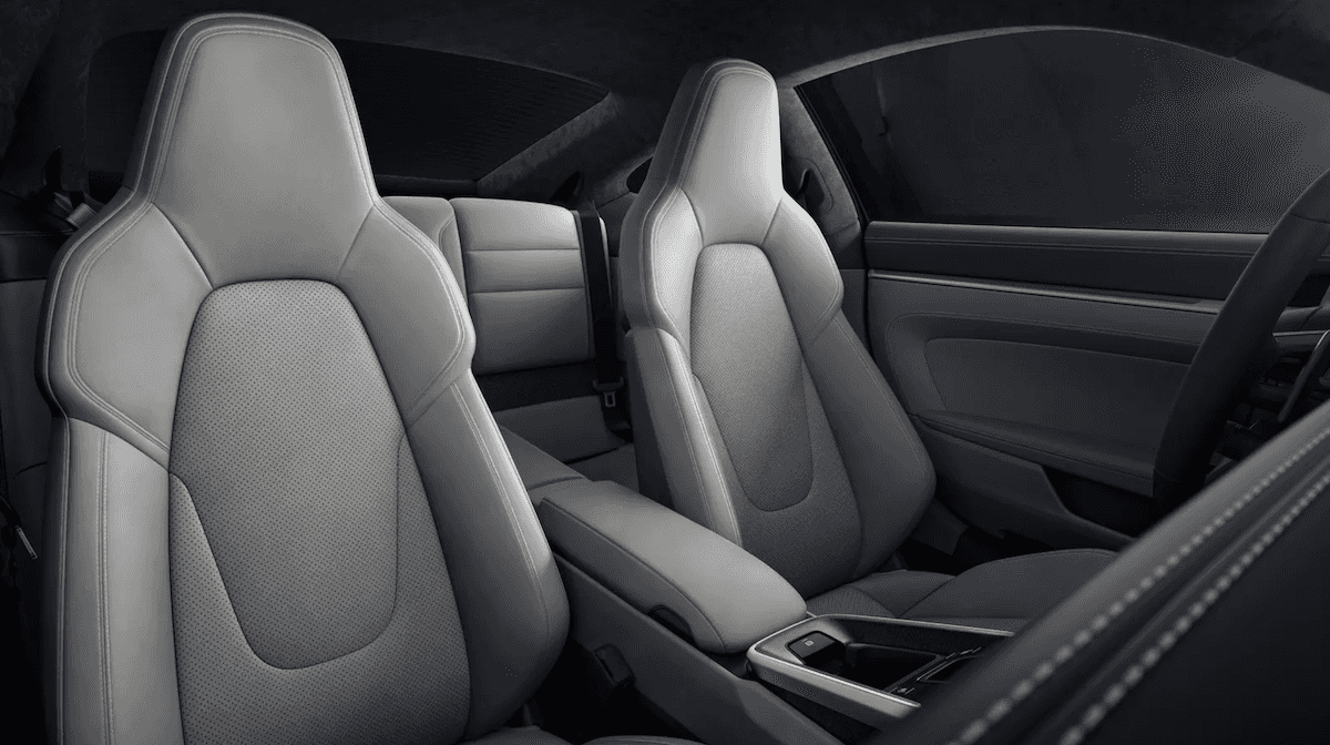 2020 Porsche 911 Seats