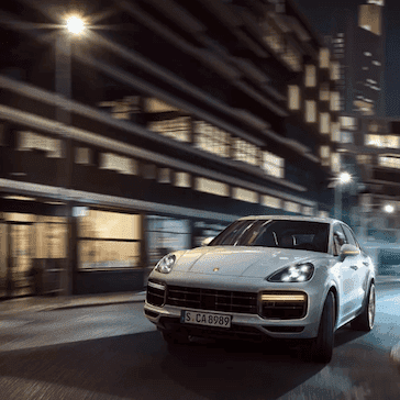 2020 Porsche Cayenne Front Exterior